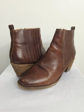 Frye Chestnut Brown Leather Chelsea Booties